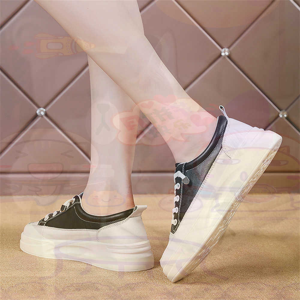 Street Fashion In Vietnam - Mocasines gruesos con cordones para mujer,