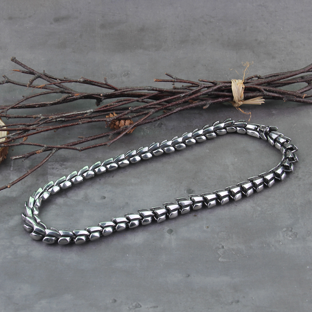 Collar punk vintage vikingo Ou - Street Fashion Culture reseña y precio